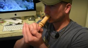Adam shows how to use a grunt call.